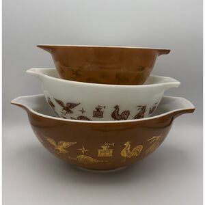 Pyrex Early America Set of 3 Cinderella Nesting Bowls - 442,443,444